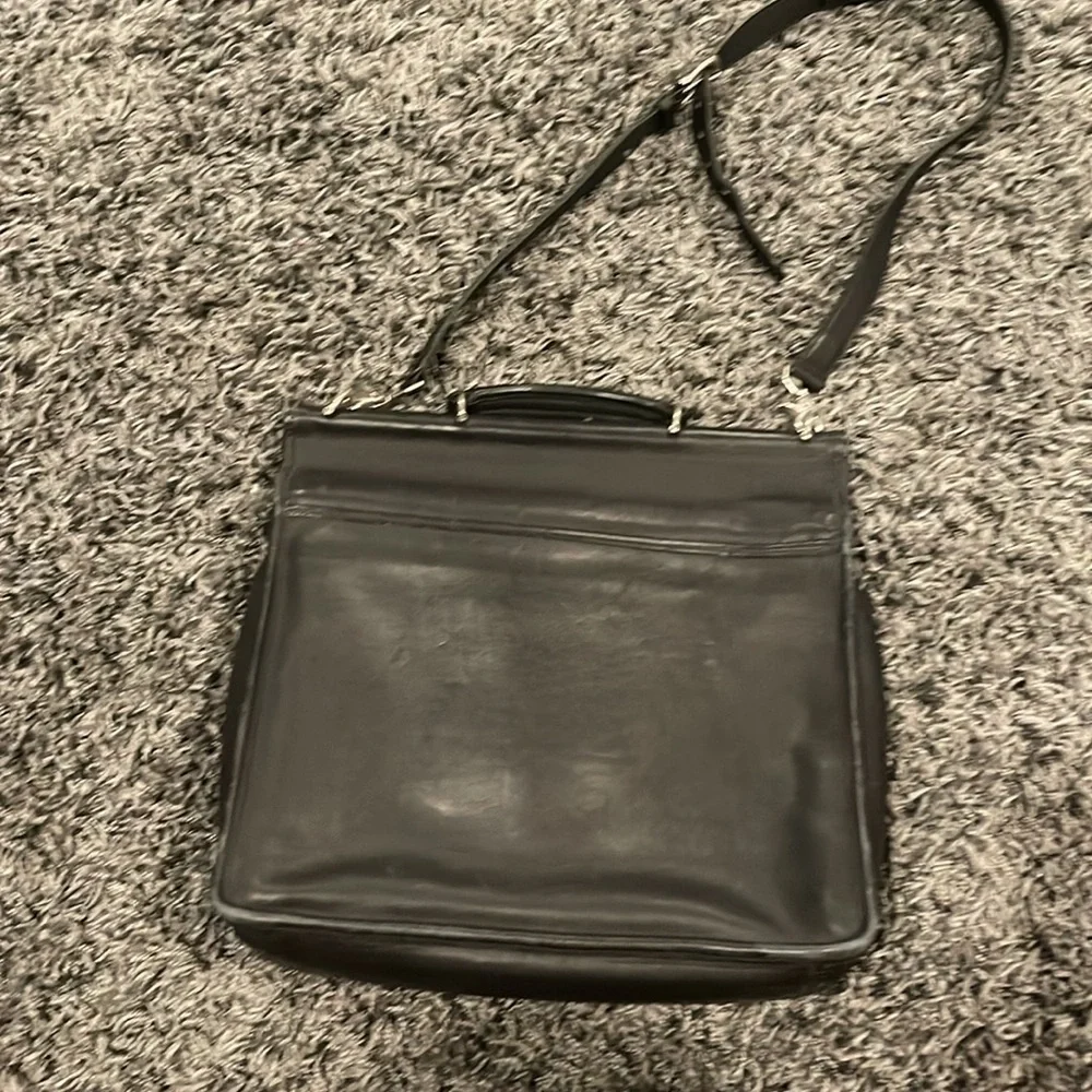 Coach vintage Men's Black Leather laptop Bag, some sign of used.